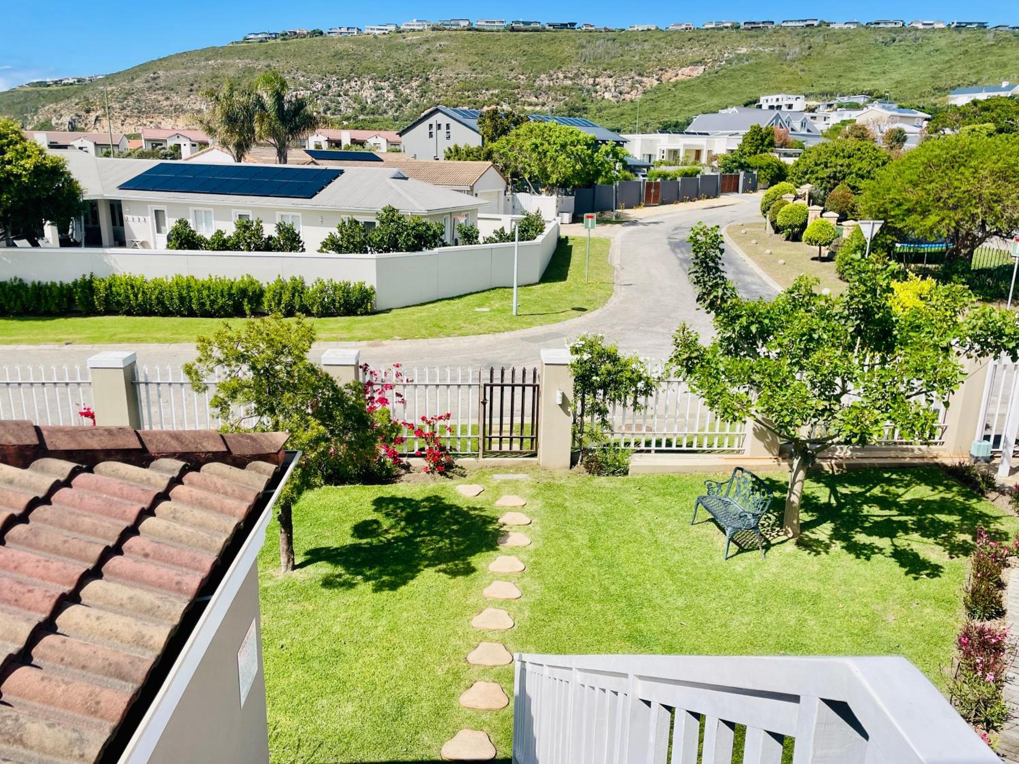 Calm Waters Guesthouse Plettenberg Bay Exterior photo