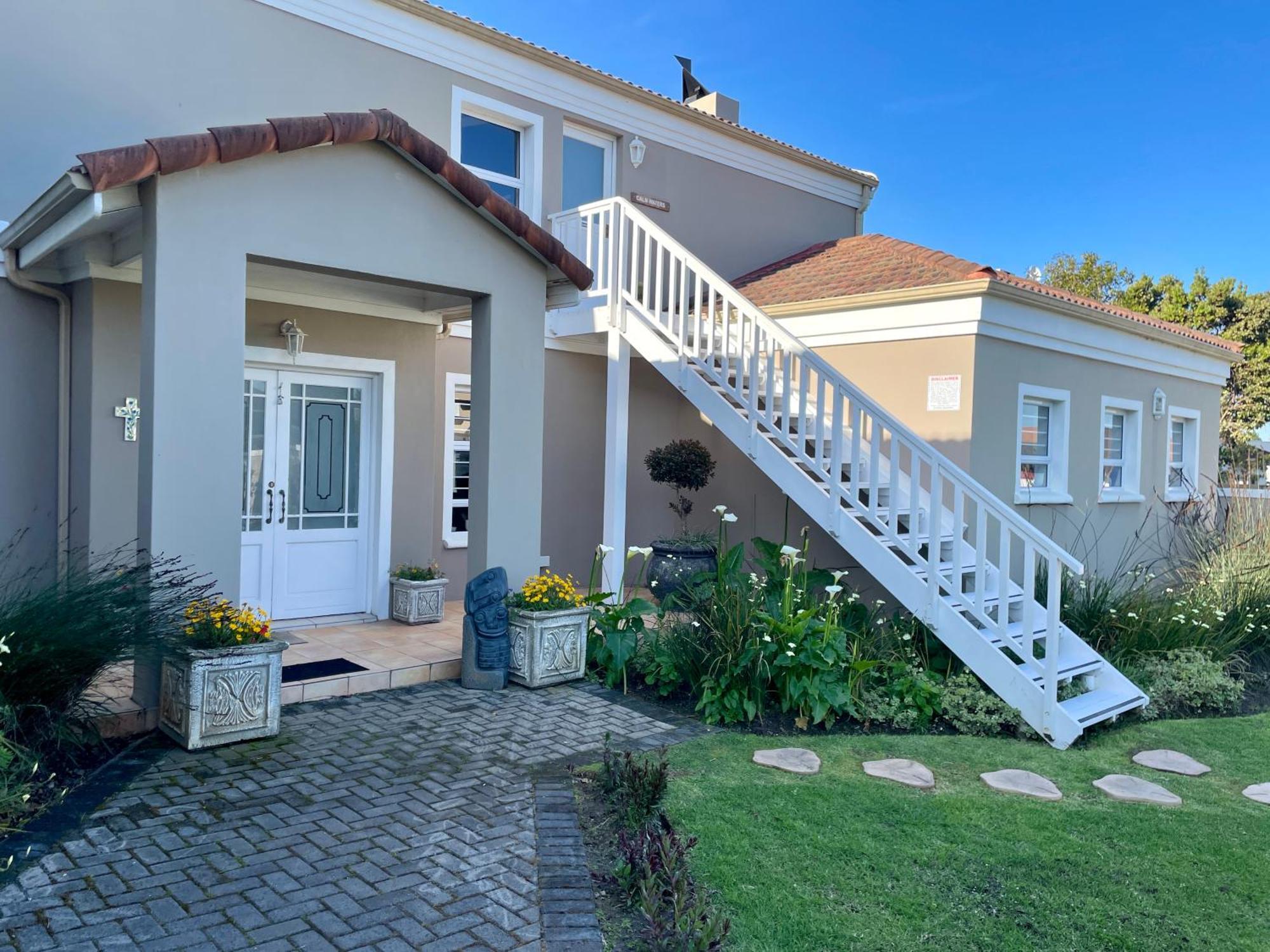 Calm Waters Guesthouse Plettenberg Bay Exterior photo